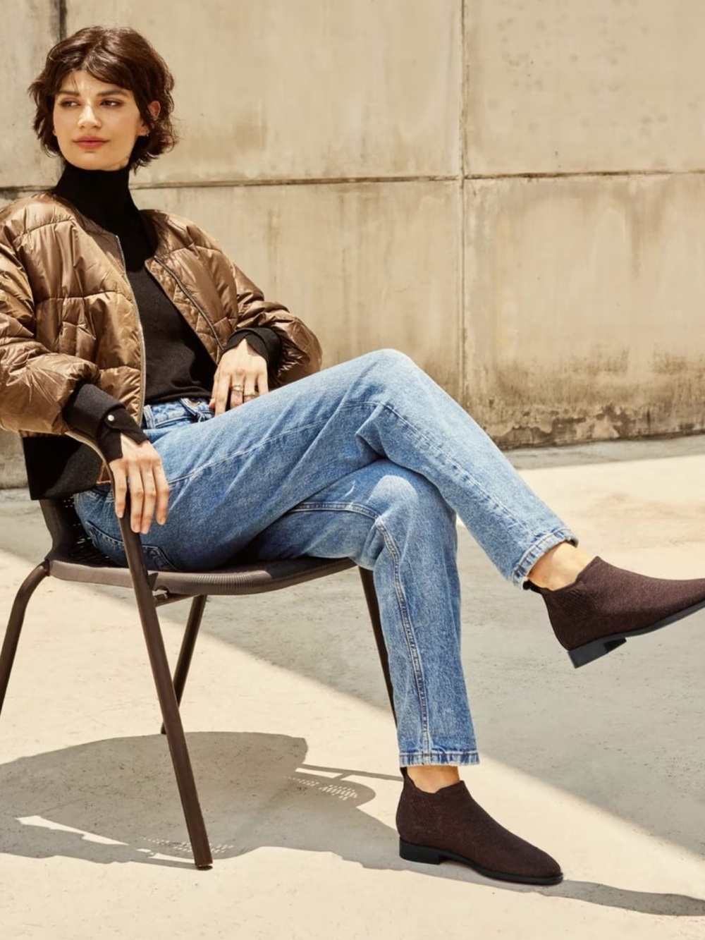 Vivaia Chelsea Boots